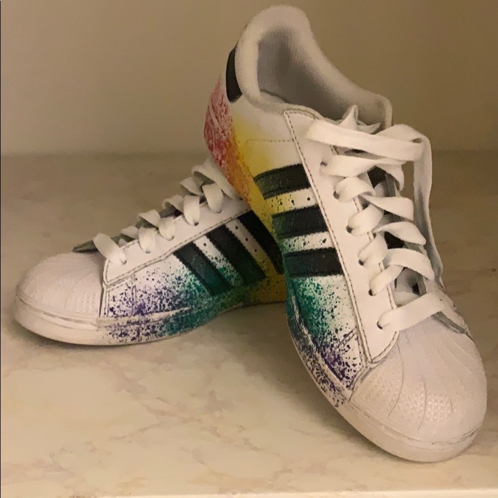Adidas superstars paint splattered
